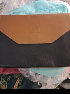 Nina Ricci Clutch